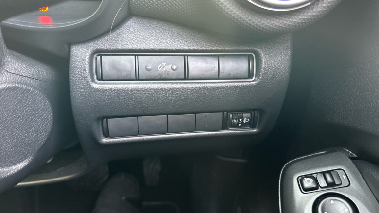 Nissan Juke 1.6 Hybrid N-Connecta 5dr Auto Hybrid Hatchback